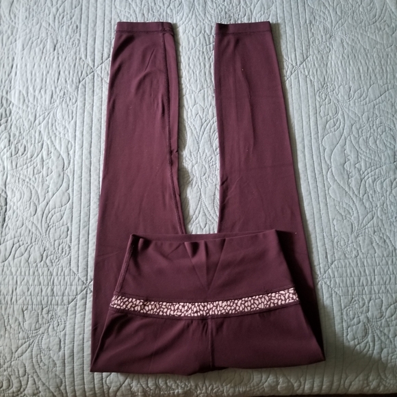 LULULEMON Deep Zinfandel Original/OG Align 25 Sz 2 - Picture 2 of 4